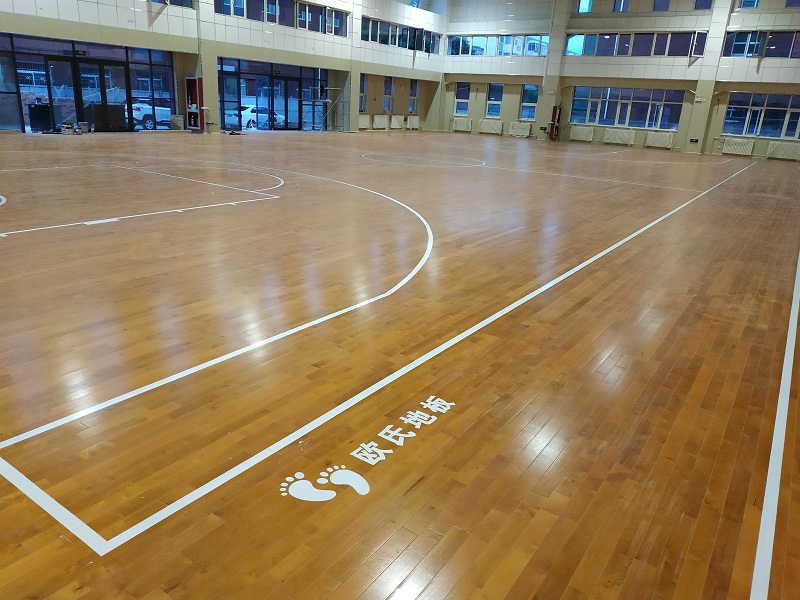 河南籃球館木地板廠家材質室內籃球木地板廠家價格